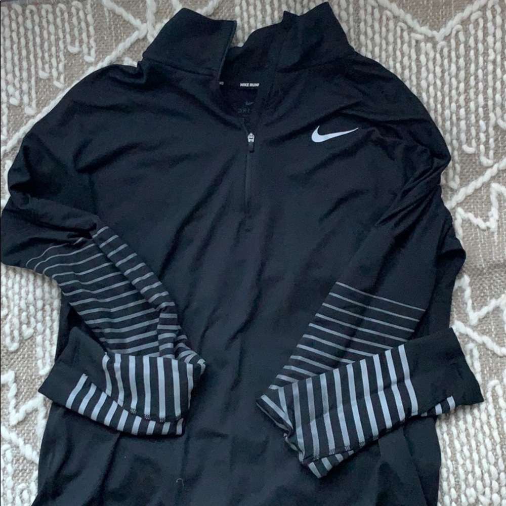 Nike dri-fit sweater